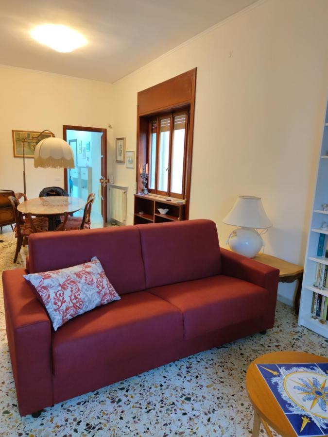CASA VACANZE A casa di Maria Naples Luaran gambar